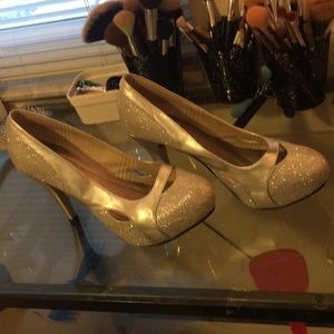 I call them Cinderella shoes.